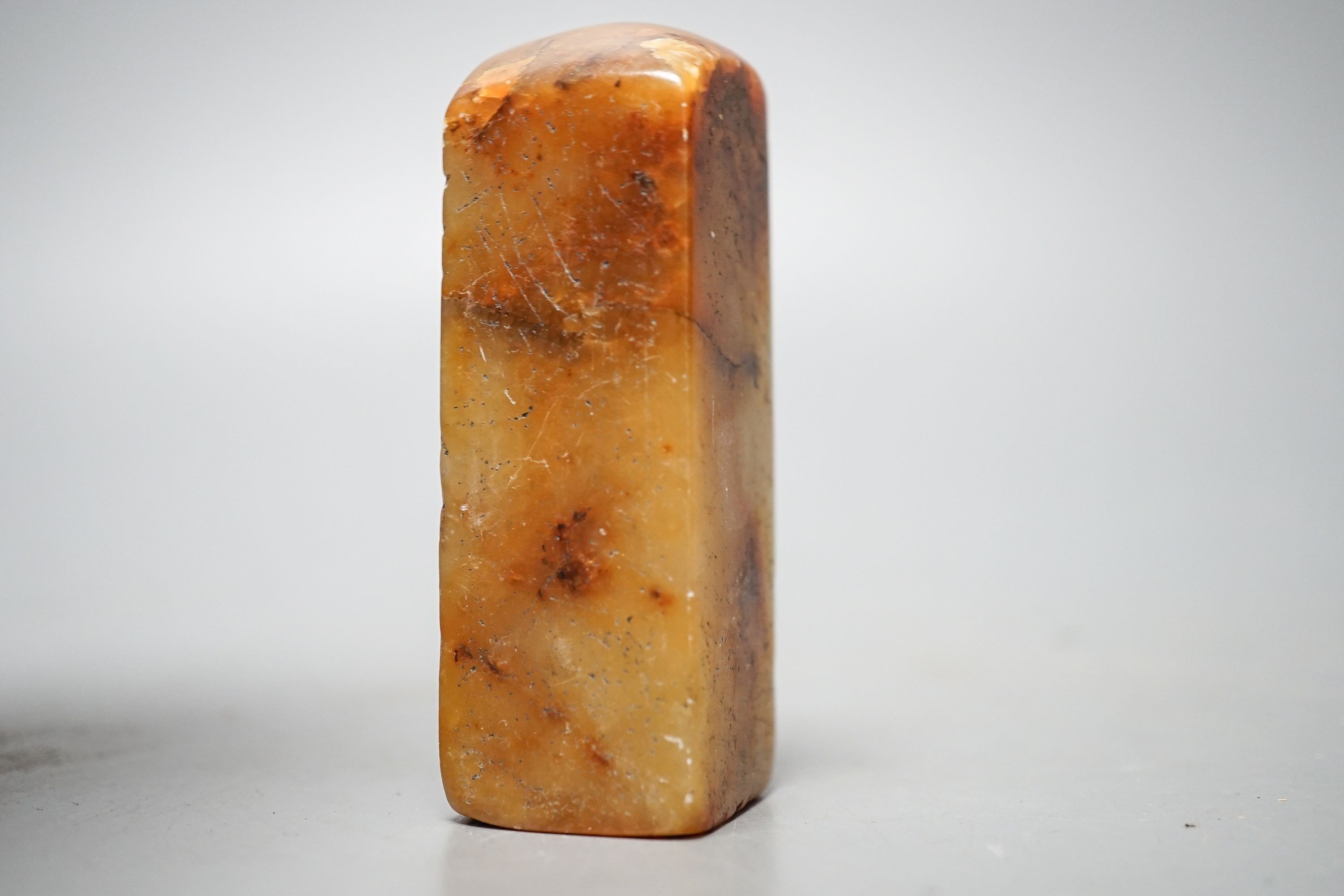 A Chinese Shoushan stone seal, early 20th century 8cm
